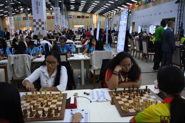 Surinaamse schaakdames stormen top 100 binnen op Olympiade